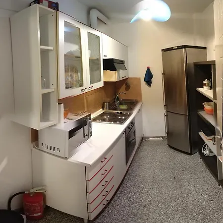 Castle Area Old Town Flat With Terrace And 2 バーリ