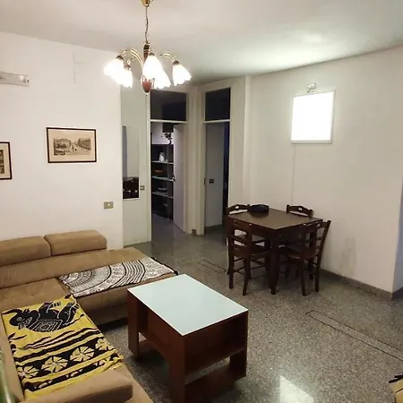 Castle Area Old Town Flat With Terrace And 2 * Bari